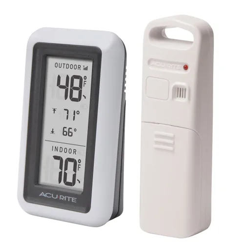 Vista 2 de AcuRite Termómetro digital con temperatura interior, exterior y altos y mínimos diarios (00424CA), color blanco