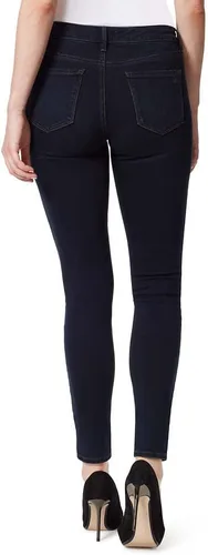 Vista 2 de Jessica Simpson Jeans súper ajustados Kiss Me de talla grande para mujer