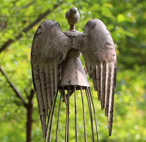 Vista 4 de Estatua de ángel de jardín de metal envejecido con varita de estrella, decoración de jardín de ángeles para interiores y exteriores, decoración