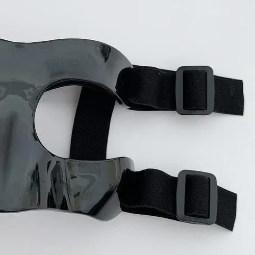 Vista 2 de Protector de nariz para nariz rota, cubierta facial protectora para la nariz, protector facial negro, máscara de nariz rota ajustable para deportes