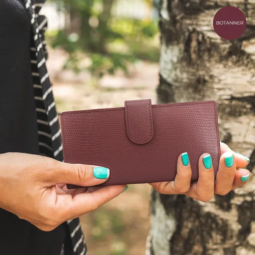 Vista 6 de Botanner Billetera de cuero para mujer con seguridad RFID color negro Sangre de toro contemporáneo