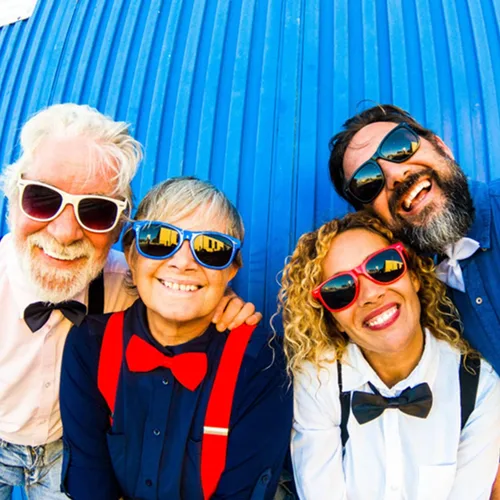 Vista 5 de Suministros para regalos de fiesta de colores neón Paquete de 8 gafas de sol unisex