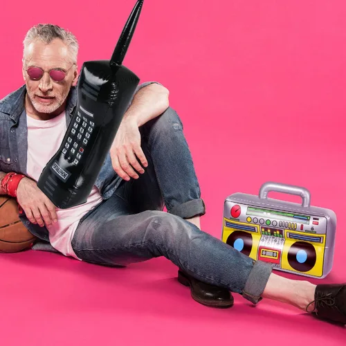 Vista 4 de Boombox inflable y teléfono móvil, 3 unidades, suministros para fiestas de los años 80 y 90, accesorios para cosplay, accesorios para disfraz