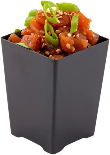 Vista 14 de Restaurantware Mini tazas de postre de 2 onzas, 100 tiradores cuadrados para postres, desechables Quadrato de plástico negro, tazas de parfait