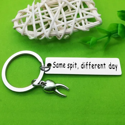 Vista 4 de Divertido llavero para dentistas regalo de la misma escupita regalo para diferentes días de higiene dental dentista dentista oficina ortodoncista
