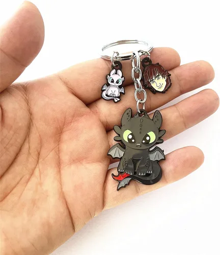 Vista 3 de QIANGAO Llavero con texto en inglés How Tran You Dragon de anime, joyería para cosplay, furia nocturna, regalo para hombres y mujeres, 2