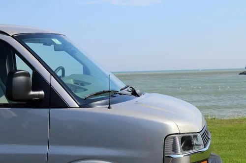 Vista 4 de AntennaMastsRus – 2010 – 2018 Dodge Ram Truck 2500 – antena de Repuesto, Negro