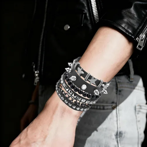 Vista 2 de ZLFSRQ Pulseras Emo Punk Rock Studded Pulsera para Mujeres Hombres Gótica Cuero Spiked Pulseras Emo Accesorios de Joyería