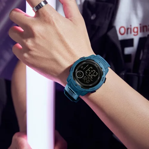 Vista 4 de findtime Reloj deportivo digital rojo para hombre, reloj para hombre, táctico, militar, 5ATM, resistente al agua, para hombre, con luz LED, alarma