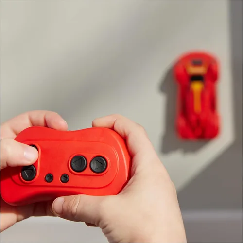Vista 7 de Air Hogs Zero Gravity Sprint - Auto de carreras para pared, a control remoto, recargable por USB-C, para interiores, más de 4 pulgadas, juguetes