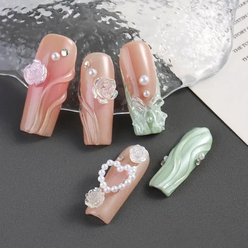 Vista 5 de Dijes de Uñas 3D Multiformas, Aurora Rosa Camelia Mariposa Flor Acrílica Lazo Transparente Corazón Blanco Perlas de Respaldo Plano Decoración