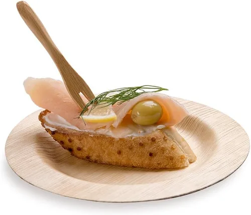 Vista 4 de Restaurantware Platos de bambú de 3.5 x 3.5 pulgadas, 100 bandejas sostenibles, bandejas redondas desechables de bambú para servir sushi, duraderas