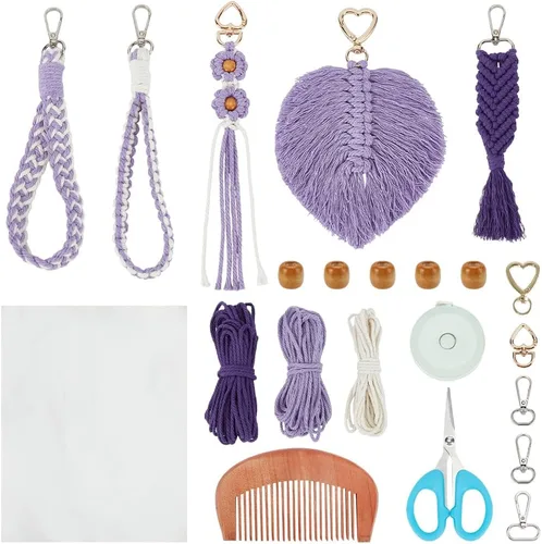Vista 11 de INFUNLY Juego de 4 llaveros de macramé con forma de corazón, mini llaveros de macramé estilo bohemio para bolsas de macramé, colgantes de corazón