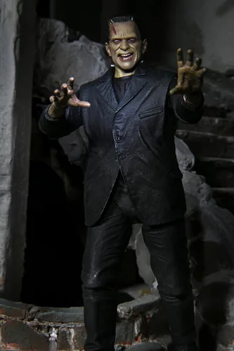 Vista 3 de Universal Monsters - Ultimate Frankenstein's Monster (color) Figura de acción a escala de 7 pulgadas