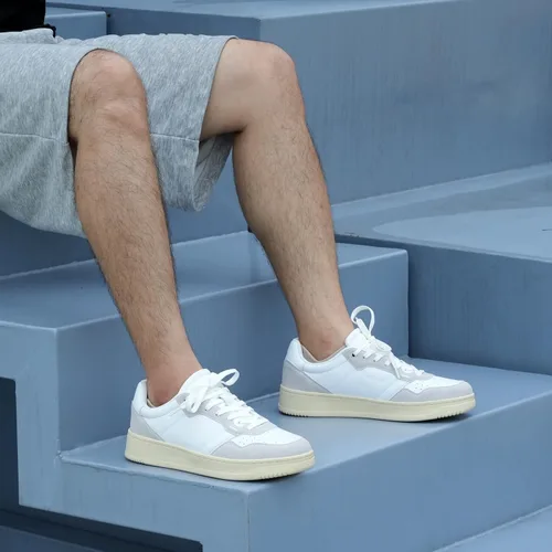 Vista 2 de Hawkwell Zapatos deportivos clásicos de cuero para hombre, de moda, casuales, para patinar, tenis, baloncesto, zapatos para caminar