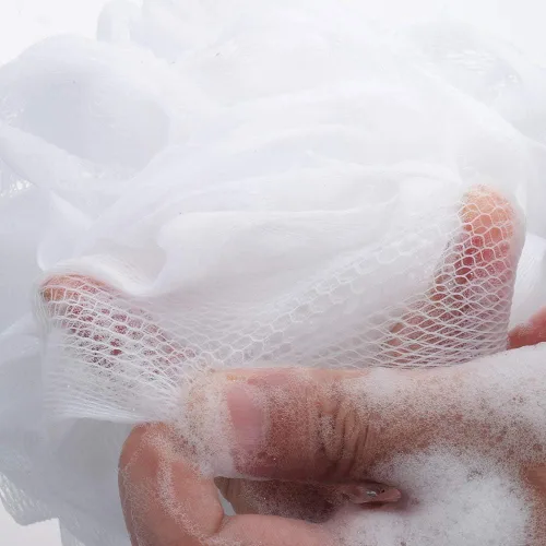 Vista 4 de Esponja de baño lufa ducha Puf de ducha de malla blanca, paquete de 6 (1.23 oz/pieza)