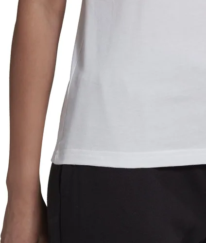 Vista 4 de adidas Camiseta con logotipo esencial de ropa de descanso para mujer, Casi azul-blanco