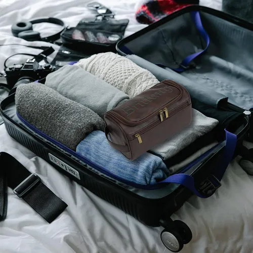 Vista 4 de Neceser de cuero personalizado para hombres con gancho, regalo de padrinos de boda, bolsa de viaje con grabado láser, monograma de cuero, regalo