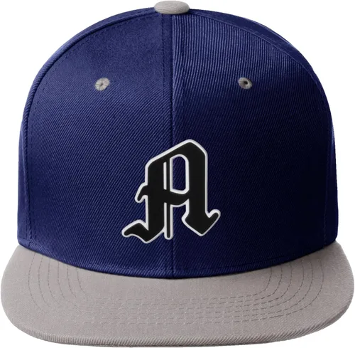 Vista 742 de Daxton Gorra clásica con visera de billete plano con letras del alfabeto inglés antiguo de la A a la Z