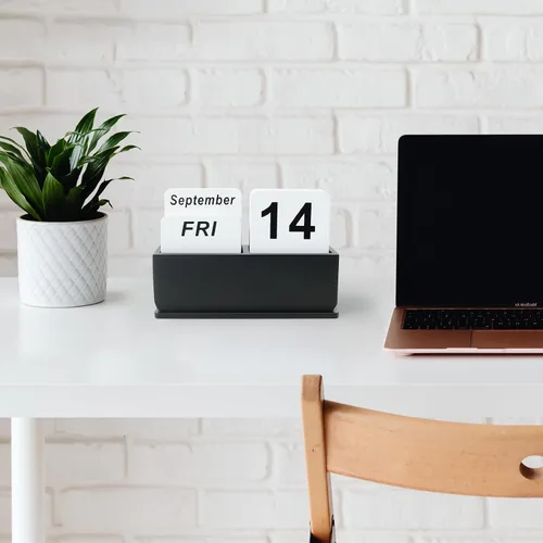 Vista 6 de Calendario Perpetuo de Bloques de Madera para Escritorio, Calendario Diario de Escritorio de Pie y Voltear con Gran Pantalla, Accesorios
