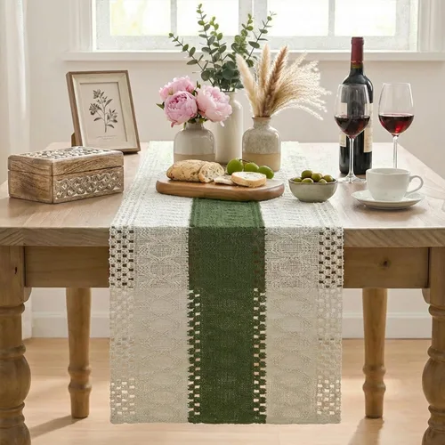Vista 2 de Artoid Mode Camino de Mesa Rústico de Granja Verde Militar, Decoración Estacional Navideña de Mesa de Cocina y Comedor Hueca para Decoración