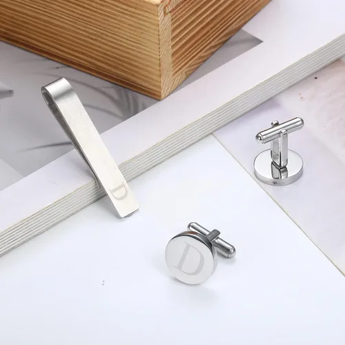 Vista 6 de LOYALLOOK - Gemelos de acero inoxidable grabados con inicial y clip de corbata, diseño de letras del alfabeto con caja de regalo, A-Z