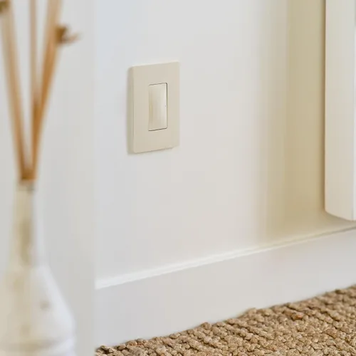 Vista 6 de Legrand Radiant WNRH1LA - Puerta de enlace inteligente con Netatmo, compatible con Alexa, Google Assistant y Apple HomeKit, almendra clara (1 unidad)