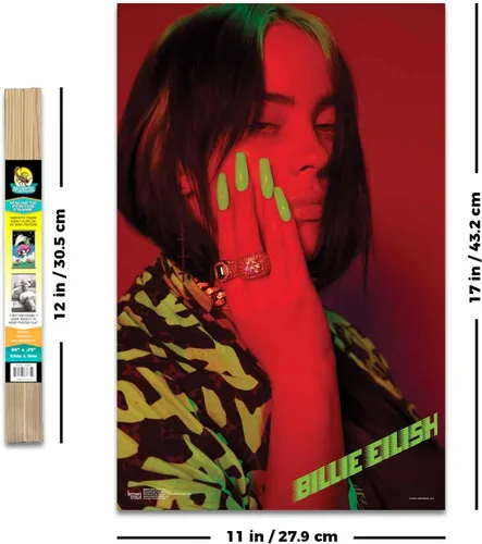 Vista 4 de Scorpio Posters Billie Eilish - Rojo - Licencia oficial - Mini póster - 11 x 17 pulgadas - con soporte para póster de madera natural