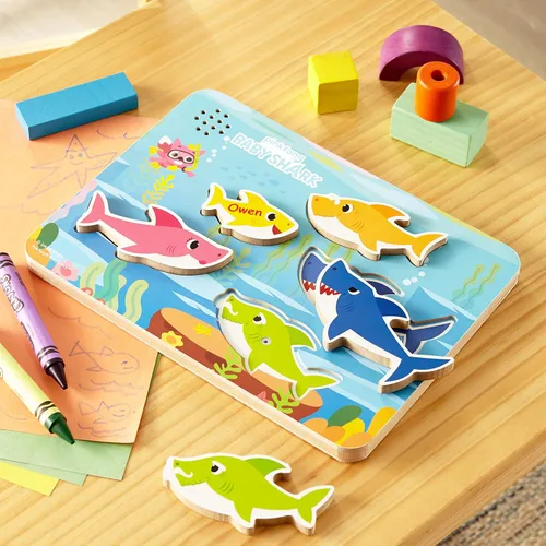 Vista 2 de Let's Make Memories Rompecabezas de canto personalizado de tiburón bebé, juguete musical de madera para niños pequeños, canción de tiburón bebé, 5