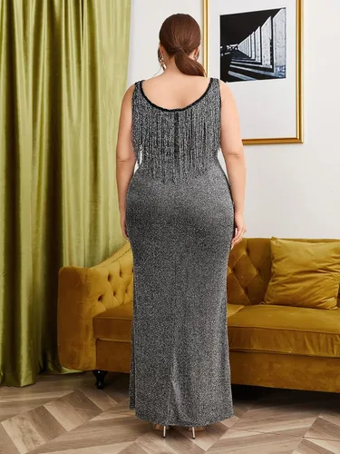 Vista 2 de WDIRARA Vestido largo elegante para mujer, sin mangas, cuello barco, entallado, con flecos, talla grande