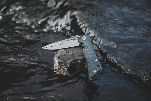 Vista 9 de Southern Grind Cuchillo plegable Spider Monkey Drop Point con mango de fibra de carbono