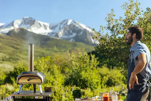 Vista 5 de Ooni Karu 12 - Horno de pizza al aire libre multi-combustible – Pizzas de 30 cm en 60 segundos - Horno de pizza portátil de leña y gas con piedra