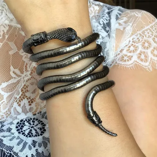 Vista 3 de Pulsera de serpiente punk dorada para mujer, pulsera flexible de serpiente, ajustable, ajustable, collar de joyería de Halloween, accesorios