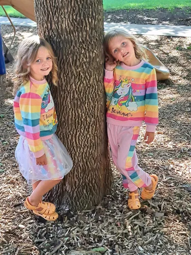 Vista 3 de Conjunto de 2 piezas de sudadera de manga con volantes y leggings para niñas de 2 a 10 años