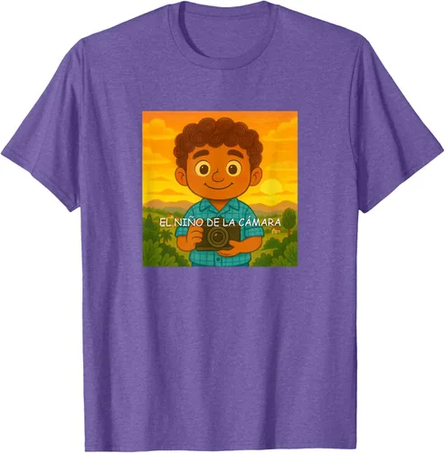 Vista 6 de Camiseta El Niño de la Cámara – Diseño Oficial del Cuento Ilustrado