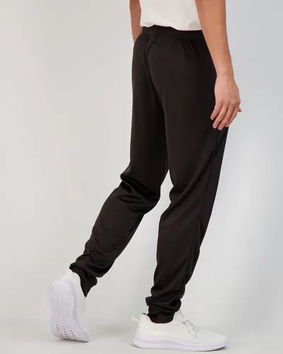 Vista 4 de Real Essentials Paquete de 3 pantalones deportivos de malla para niño con bolsillos