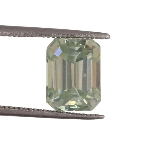 Vista 2 de Moissanita verde de calidad superior 3.00 quilates brillante corte esmeralda moissanita para la fabricación de colgantes de anillo, Gema, Moissanita