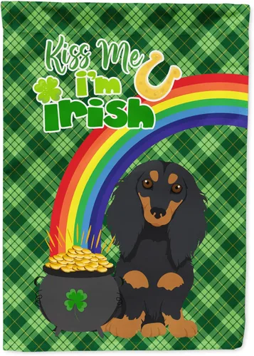 Vista 173 de Caroline's Treasures WDK4731GF - Bandera decorativa para jardín del día de San Patricio, color negro y tostado, Airedale Terrier, para jardín