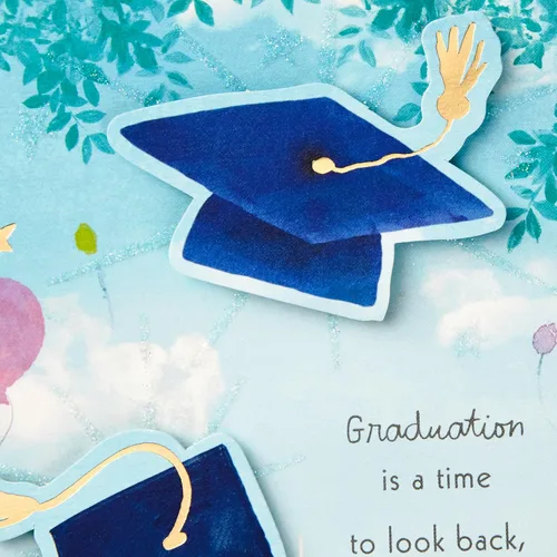 Vista 5 de Hallmark Tarjeta de graduación desplegable de Paper Wonder (A Time to Celebrate)