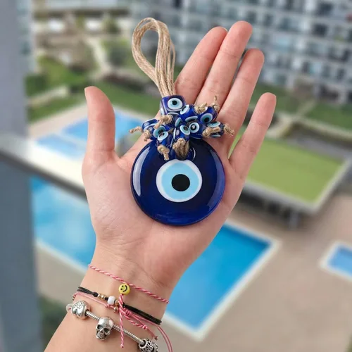 Vista 2 de Adorno decorativo turco de ojo turco de 2.3 pulgadas, colgante de pared azul de ojo turco para colgar en una caja, decoración de pared con dije de 1