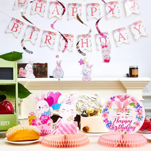 Vista 4 de Kit de decoración de fiesta de cumpleaños de conejo, 26 piezas, suministros de conejo, pancarta, panal, centro de mesa, remolinos colgantes