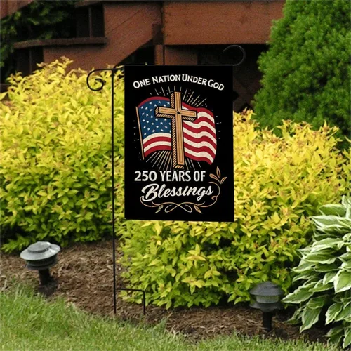 Vista 8 de Blessings America Bandera de Jardín 250, Una Nación Bajo Dios, Diseño de Cruz Patriótica del 250º Aniversario de EE.UU., Arpillera de Doble Cara, 12