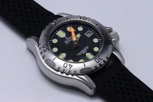 Vista 3 de FreeDiver Reloj profesional de buceo de cristal de zafiro automático, reloj de buceo resistente al agua de 1,640.4ft para hombre