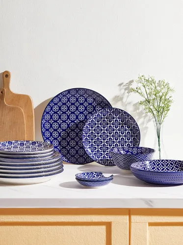 Vista 4 de Metahom Platos de cerámica de 10 pulgadas, juego de platos de porcelana azul y blanca, platos para servir pasta, panqueques, carne, ensalada, juego