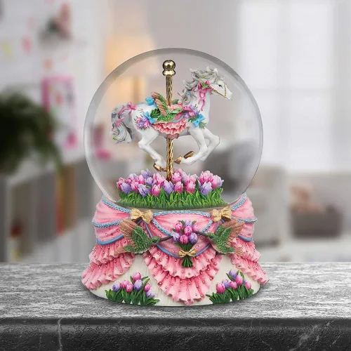 Vista 2 de The San Francisco Music Box Company Carrusel de colibrí Waterglobe