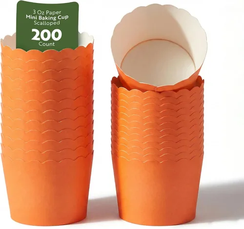 Vista 34 de Restaurantware Paquete de 200 moldes de papel para cupcakes de 3.38 onzas, resistentes a la grasa, festoneados para horno, elegantes tazas