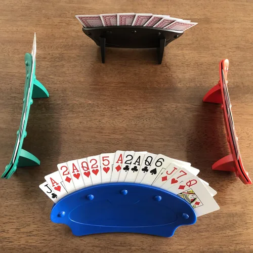 Vista 6 de Yuanhe Juego de 4 tarjeteros para niños mayores, manos libres para fiestas de póquer, noches de juegos de cartas familiares