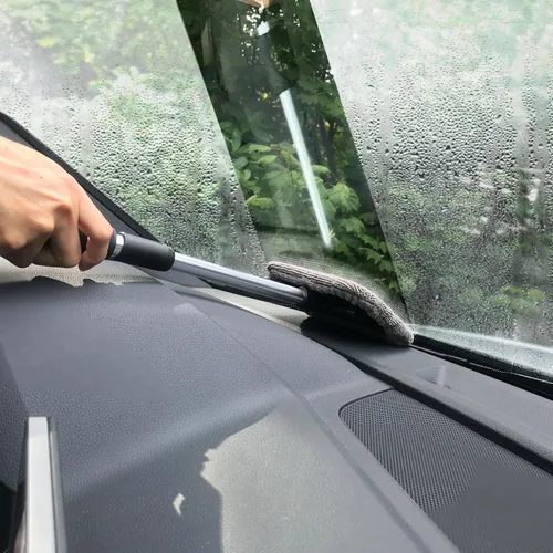 Vista 4 de POLYTE - Herramienta de limpieza de vidrio giratoria para parabrisas, mango de aluminio extensible con 3 cubiertas de microfibra de calidad prémium