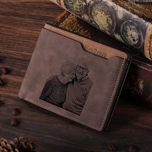 Vista 16 de INBLUE Billetera plegable grabada personalizada, cartera de cuero personalizada con foto y texto grabado, regalos para hombres, marido, papá, hijo