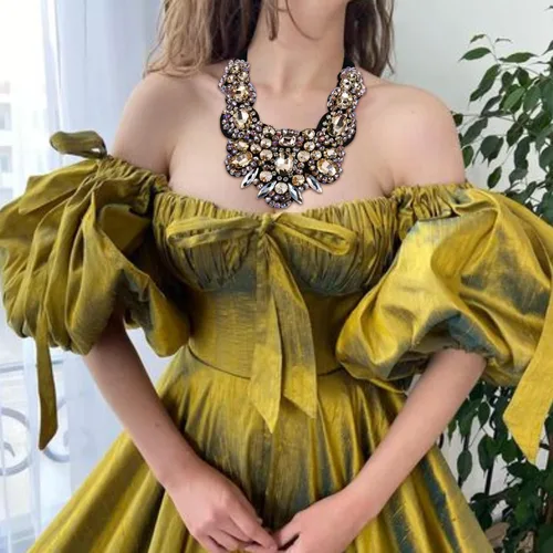 Vista 3 de Flyonce Collar de cristal con diamantes de imitación para mujeres y niñas, bisutería